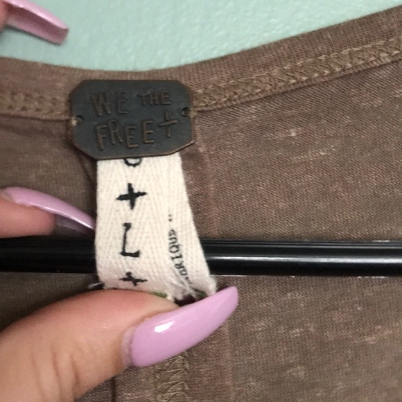 WE THE FREE TOP - Picture 5 of 7